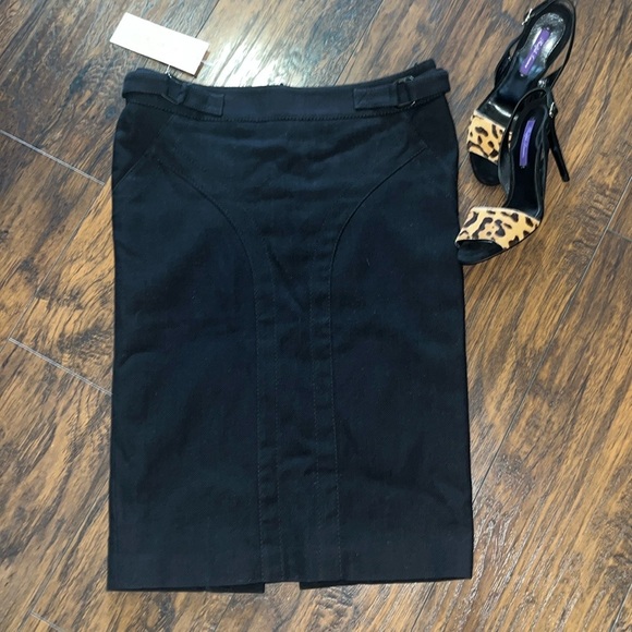 Versace Versus Skirt - Picture 2 of 10